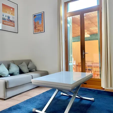 Terrasse Centre, * Ментона